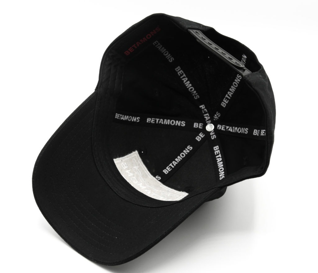Vue intérieure de la casquette Betamons de couleur noire